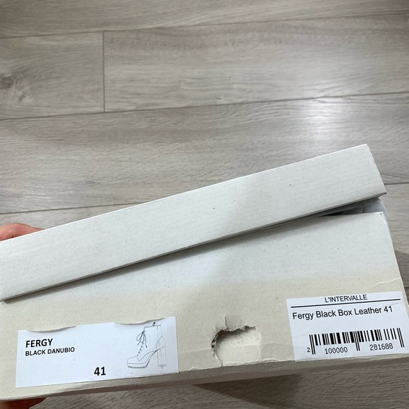 L’intervalle Fergy Black Leather Heeled Lace Up Ankle Boots - Picture 8 of 9